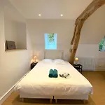 Le Pressoir Du Chateau De Neuville - Piscine Chauffee - Jeux - Foret Ferienhaus