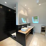 Ferienhaus Le Pressoir Du Chateau De Neuville - Piscine Chauffee - Jeux - Foret