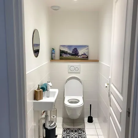 Holiday home Le Pressoir Du Chateau De Neuville - Piscine Chauffee - Jeux - Foret