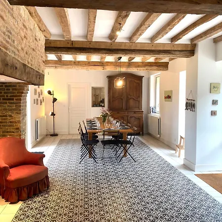 Holiday home Le Pressoir Du Chateau De Neuville - Piscine Chauffee - Jeux - Foret Livarot-Pays-d'Auge