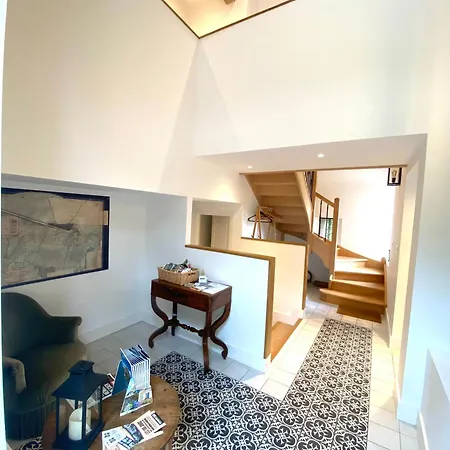 Le Pressoir Du Chateau De Neuville - Piscine Chauffee - Jeux - Foret Holiday home