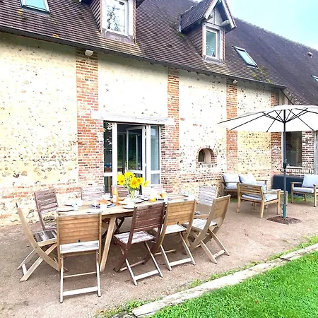 Holiday home Le Pressoir Du Chateau De Neuville - Piscine Chauffee - Jeux - Foret