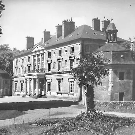 Le Pressoir Du Chateau De Neuville - Piscine Chauffee - Jeux - Foret Holiday home *