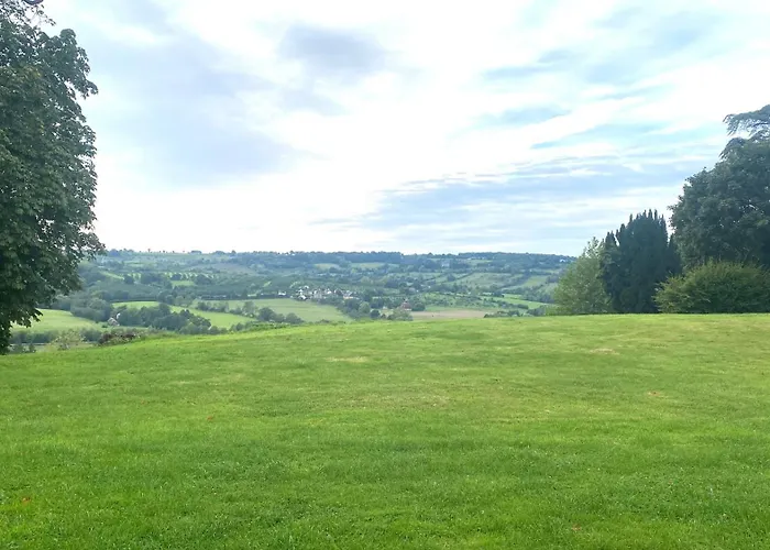 Le Pressoir Du Chateau De Neuville - Piscine Chauffee - Jeux - Foret *