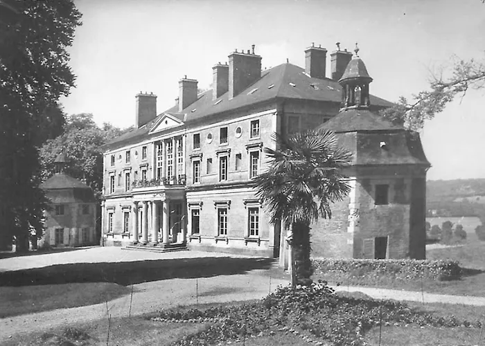 Le Pressoir Du Chateau De Neuville - Piscine Chauffee - Jeux - Foret Holiday home *